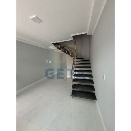 Imagem Sobrado com 2 Quartos à Venda, 101 m² em Rio Pequeno - Camboriú