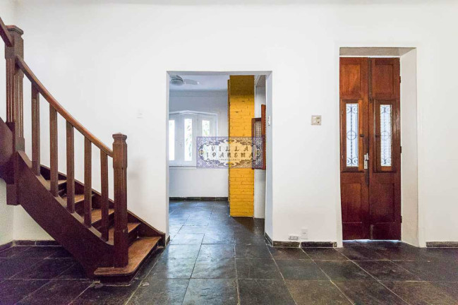 Imagem Casa com 3 Quartos à Venda, 170 m² em Tijuca - Rio De Janeiro Imagem Casa com 3 Quartos à Venda, 170 m² em Tijuca - Rio De Janeiro