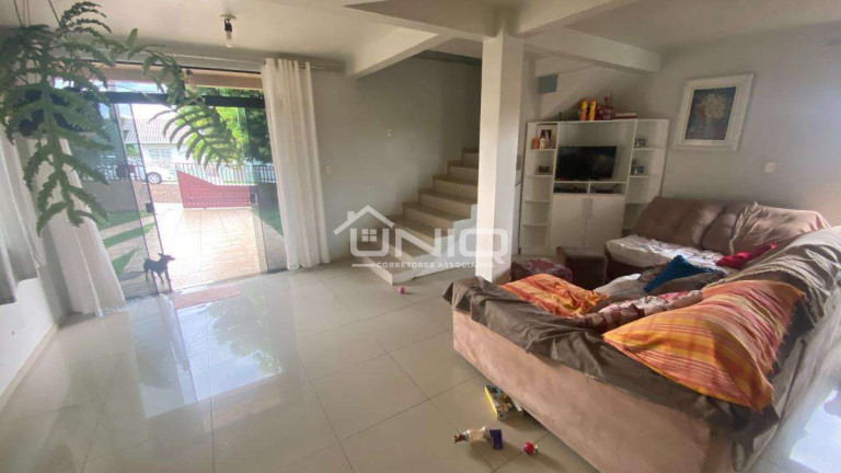 Imagem Casa com 4 Quartos à Venda, 272 m² em Fraron - Pato Branco Imagem Casa com 4 Quartos à Venda, 272 m² em Fraron - Pato Branco