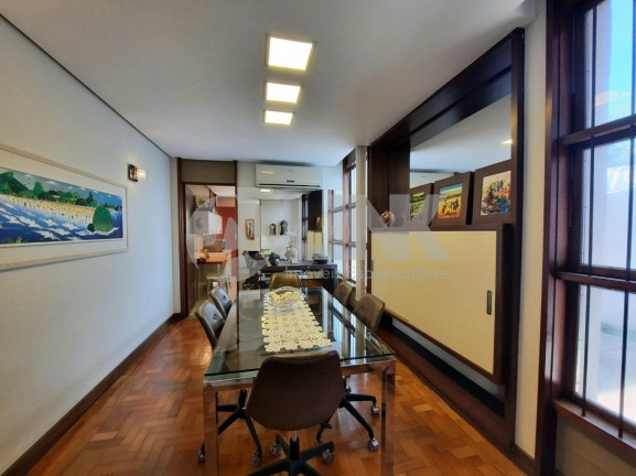 Imagem Casa com 3 Quartos à Venda, 160 m² em Jardim Botânico - Porto Alegre