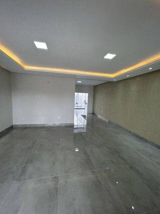 Imagem Casa com 3 Quartos à Venda, 214 m² em Jardim Helvécia - Aparecida De Goiânia