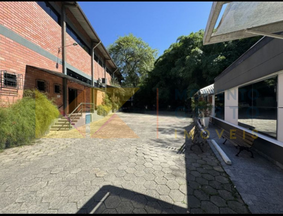 Imagem Galpão para Alugar, 1.000 m² em Velha Central - Blumenau Imagem Galpão para Alugar, 1.000 m² em Velha Central - Blumenau