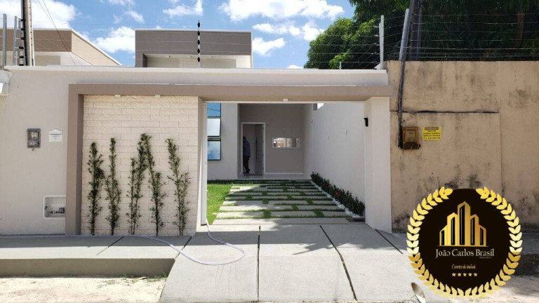 Casa com 3 Quartos à Venda,  em Guaribas - Eusébio