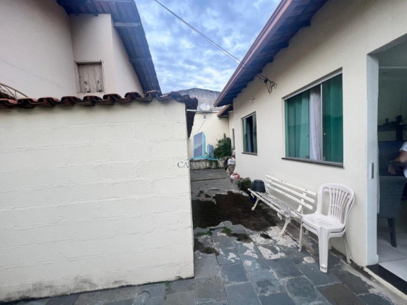 Imagem Casa com 7 Quartos à Venda, 360 m² em Amazonas - Contagem