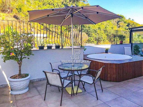 Cobertura com 3 Quartos à Venda, 227 m² em Várzea - Teresópolis