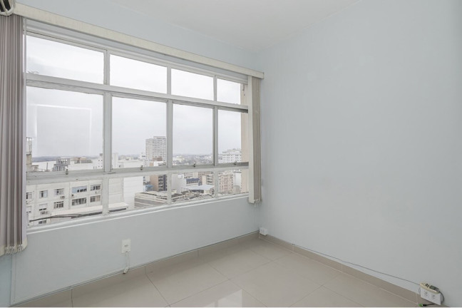 Imagem Sala Comercial à Venda, 47 m² em Centro Histórico - Porto Alegre Imagem Sala Comercial à Venda, 47 m² em Centro Histórico - Porto Alegre