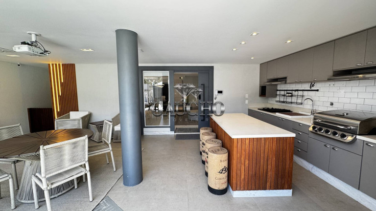 Imagem Casa com 6 Quartos à Venda, 296 m² em Barra Da Tijuca - Rio De Janeiro Imagem Casa com 6 Quartos à Venda, 296 m² em Barra Da Tijuca - Rio De Janeiro