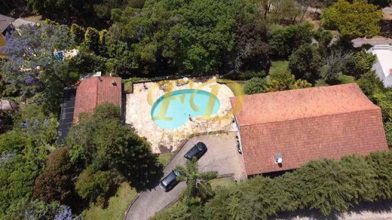 Imagem Casa de Condomínio com 5 Quartos à Venda, 1.800 m² em Portão - Atibaia
