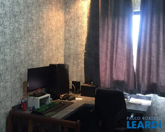 Imagem Sobrado com 3 Quartos à Venda, 240 m² em Jardim Utinga - Santo André Imagem Sobrado com 3 Quartos à Venda, 240 m² em Jardim Utinga - Santo André