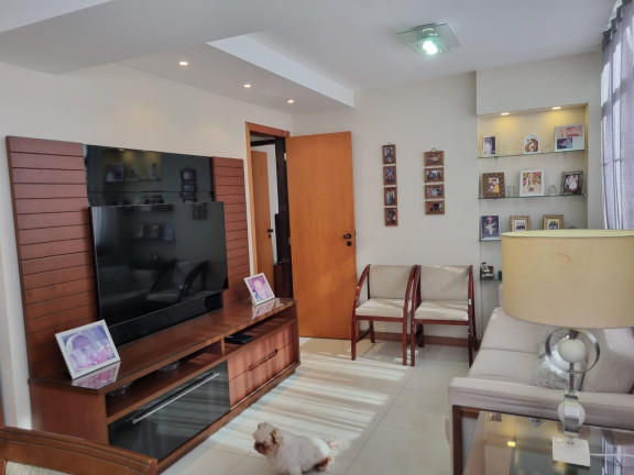 Imagem Imóvel com 21 Quartos à Venda, 97 m² em Icaraí - Niterói Imagem Imóvel com 21 Quartos à Venda, 97 m² em Icaraí - Niterói