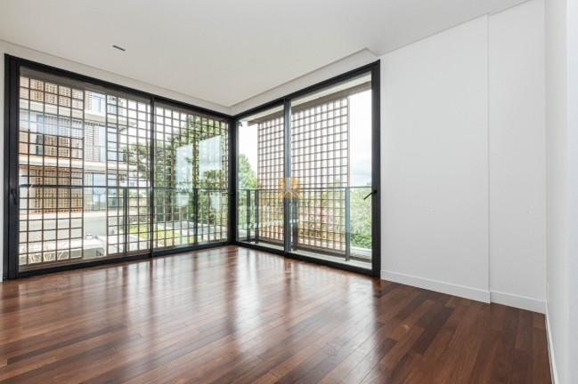 Imagem Imóvel com 2 Quartos à Venda, 131 m² em Bigorrilho - Curitiba Imagem Imóvel com 2 Quartos à Venda, 131 m² em Bigorrilho - Curitiba