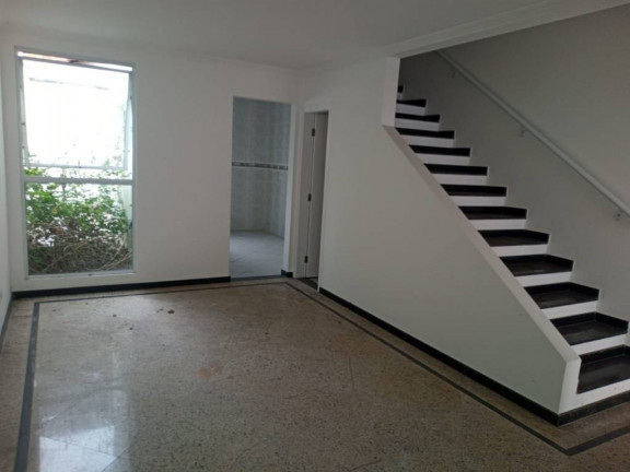 Imagem Casa com 3 Quartos à Venda, 132 m² em Canto Do Forte - Praia Grande Imagem Casa com 3 Quartos à Venda, 132 m² em Canto Do Forte - Praia Grande