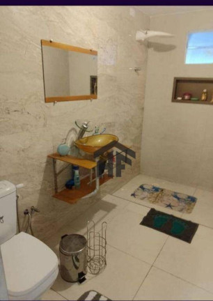 Imagem Casa com 5 Quartos à Venda, 280 m² em Rosarinho - Recife