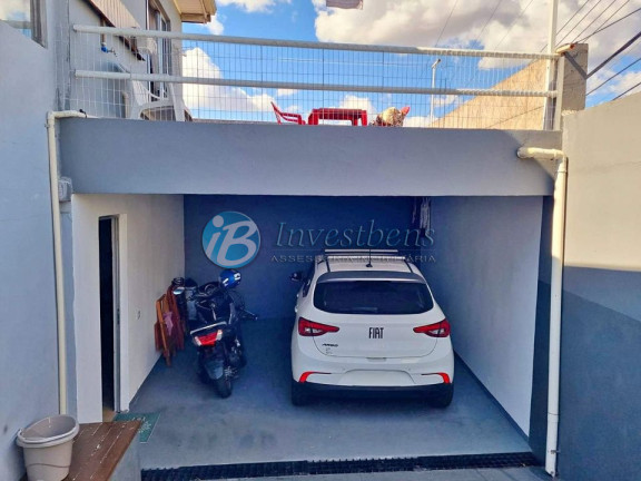 Imagem Casa com 4 Quartos à Venda, 190 m² em Novo Mundo - Curitiba