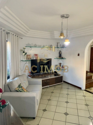 Casa com 3 Quartos à Venda, 186 m² em Itapuã - Salvador