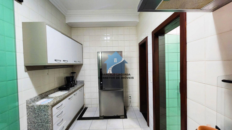 Imagem Casa com 4 Quartos à Venda, 385 m² em Adrianópolis - Manaus Imagem Casa com 4 Quartos à Venda, 385 m² em Adrianópolis - Manaus