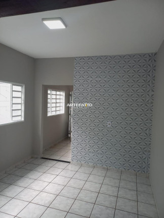 Casa com 2 Quartos à Venda, 117 m²