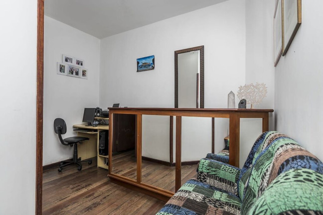 Imagem Casa com 4 Quartos à Venda, 363 m² em Jardim Itu - Porto Alegre