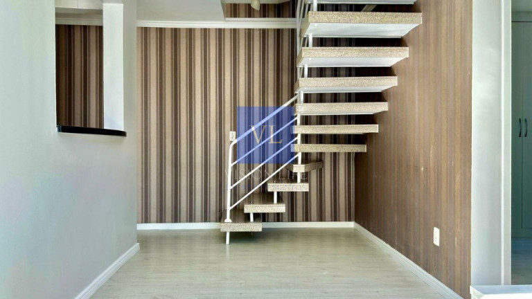 Imagem Cobertura com 3 Quartos à Venda, 120 m² em Santa Cândida - Curitiba Imagem Cobertura com 3 Quartos à Venda, 120 m² em Santa Cândida - Curitiba