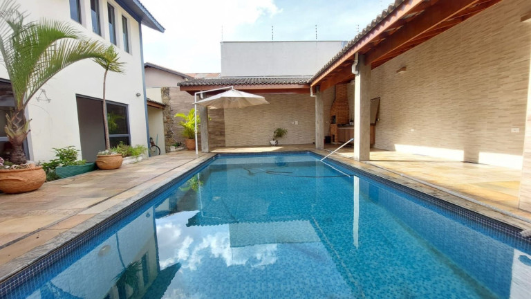Imagem Casa com 3 Quartos à Venda, 327 m² em Independência - São Bernardo Do Campo Imagem Casa com 3 Quartos à Venda, 327 m² em Independência - São Bernardo Do Campo