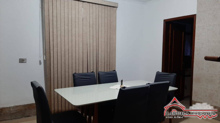 Imagem Casa com 4 Quartos à Venda, em Cidade Jardim - Jacareí Imagem Casa com 4 Quartos à Venda, em Cidade Jardim - Jacareí