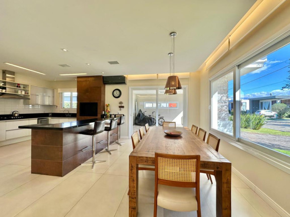 Imagem Casa com 4 Quartos à Venda, 260 m² em Zona Nova - Capao Da Canoa