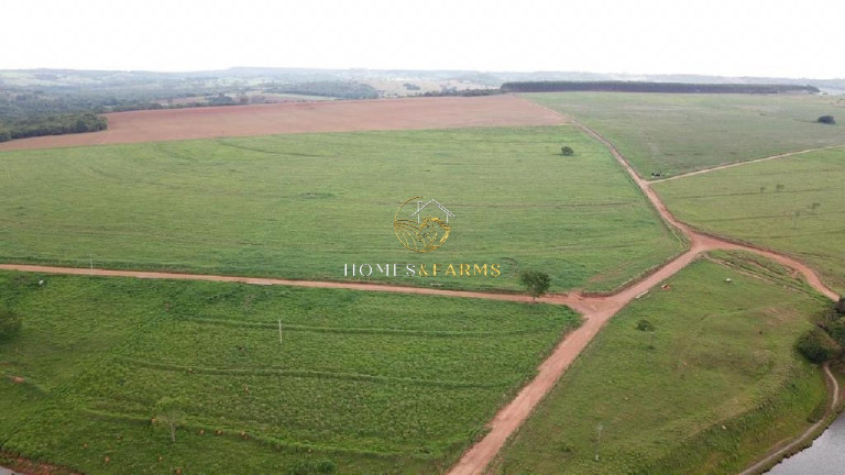 Imagem Imóvel com 3 Quartos à Venda, 1.970 m² em Centro - São Miguel Do Passa Quatro Imagem Imóvel com 3 Quartos à Venda, 1.970 m² em Centro - São Miguel Do Passa Quatro
