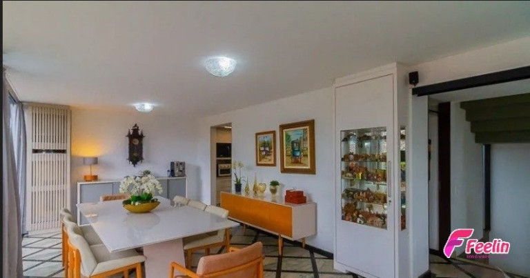 Imagem Casa com 4 Quartos à Venda, 184 m² em Agronômica - Florianópolis