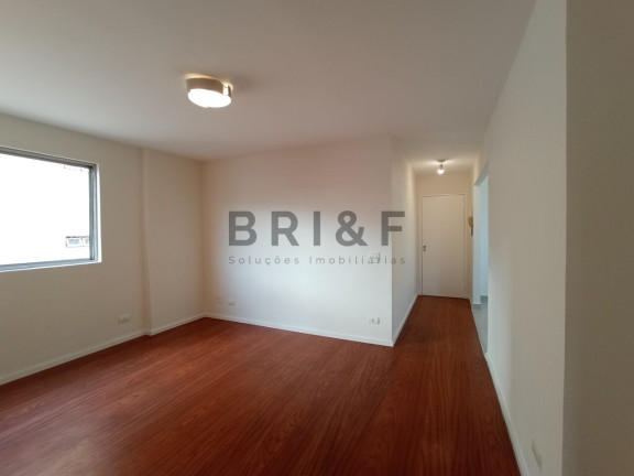 Apartamento com 2 Quartos à Venda ou Locação, 70 m² em Aclimação - São Paulo
