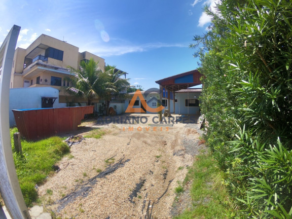 Imagem Casa com 2 Quartos à Venda, 65 m² em Meia Praia - Navegantes Imagem Casa com 2 Quartos à Venda, 65 m² em Meia Praia - Navegantes