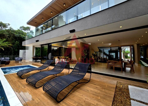 Foto do imóvel Casa com 6 Quartos à Venda, 530 m² em Riviera - Bertioga