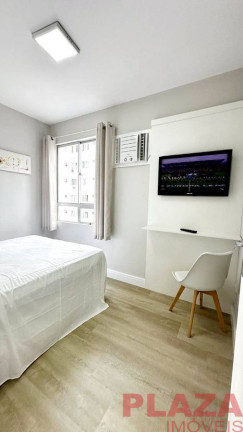Imagem Apartamento com 2 Quartos à Venda, 78 m² em Centro - Balneário Camboriú