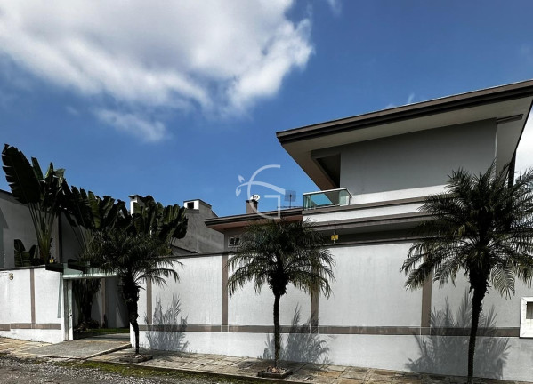 Imagem Casa com 3 Quartos à Venda, em Iririú - Joinville Imagem Casa com 3 Quartos à Venda, em Iririú - Joinville