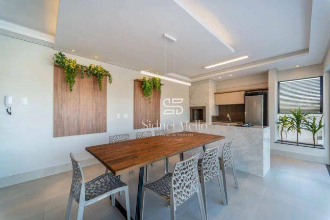 Imagem Apartamento com 2 Quartos à Venda, 68 m² em Centro - Balneário Camboriú