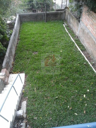 Imagem Casa com 2 Quartos à Venda, 150 m² em Glória - Porto Alegre