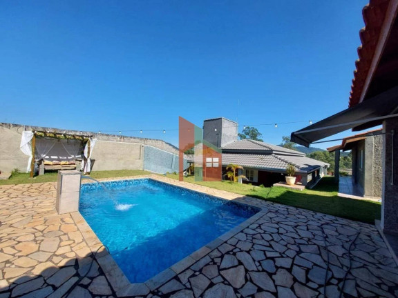 Imagem Casa com 3 Quartos à Venda, 246 m² em Piracaia