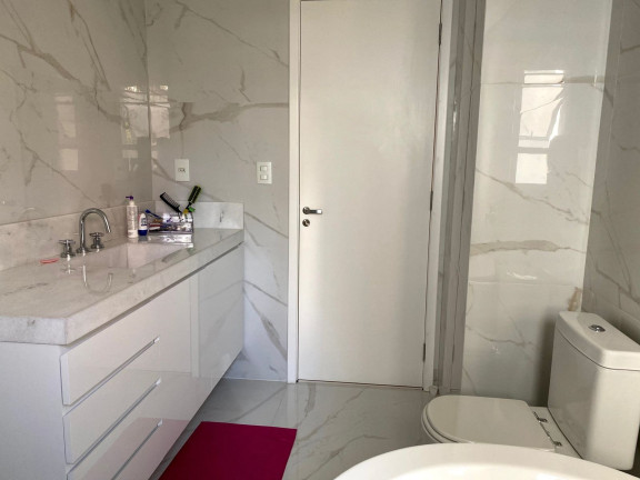 Imagem Imóvel com 4 Quartos à Venda, 238 m² em Vila Suzana - São Paulo Imagem Imóvel com 4 Quartos à Venda, 238 m² em Vila Suzana - São Paulo