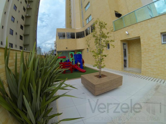 Imagem Apartamento com 3 Quartos à Venda, 250 m² em Centro - Balneário Camboriú Imagem Apartamento com 3 Quartos à Venda, 250 m² em Centro - Balneário Camboriú