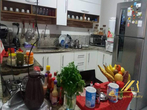 Imagem Casa com 4 Quartos à Venda, em Jardim Apipema - Salvador Imagem Casa com 4 Quartos à Venda, em Jardim Apipema - Salvador