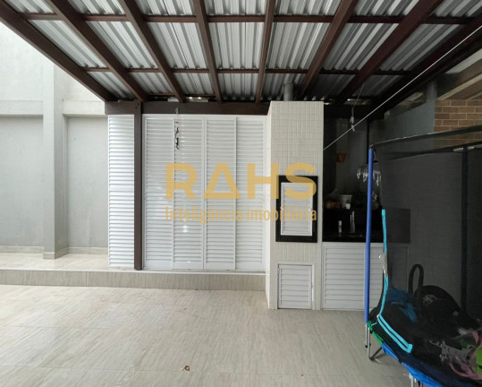 Imagem Casa de Condomínio com 3 Quartos à Venda, 126 m² em São Judas Tadeu - Balneário Camboriú Imagem Casa de Condomínio com 3 Quartos à Venda, 126 m² em São Judas Tadeu - Balneário Camboriú