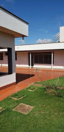 Imagem Casa com 5 Quartos à Venda, 350 m² em Centro - Campo Grande