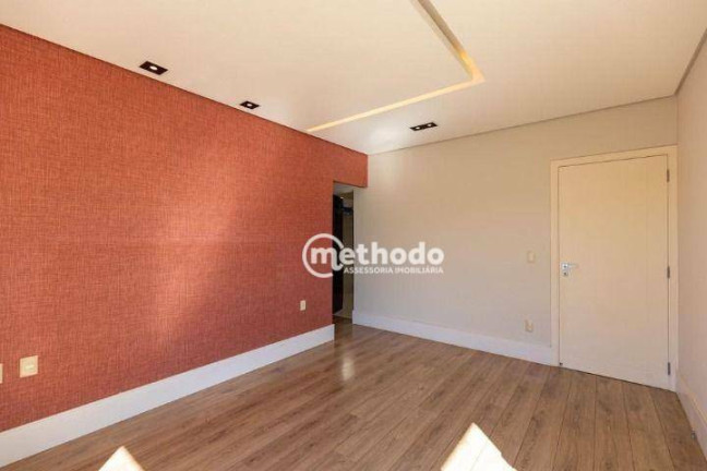 Imagem Casa com 3 Quartos à Venda, 270 m² em Swiss Park - Campinas Imagem Casa com 3 Quartos à Venda, 270 m² em Swiss Park - Campinas