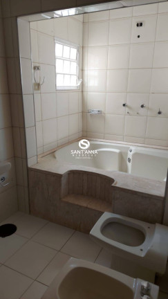 Sobrado com 3 Quartos à Venda, 242 m² em Centro - Fernandópolis