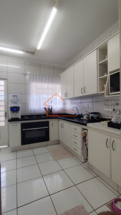 Imagem Casa com 3 Quartos à Venda, 200 m² em Jardim Longatto - Mogi Mirim Imagem Casa com 3 Quartos à Venda, 200 m² em Jardim Longatto - Mogi Mirim