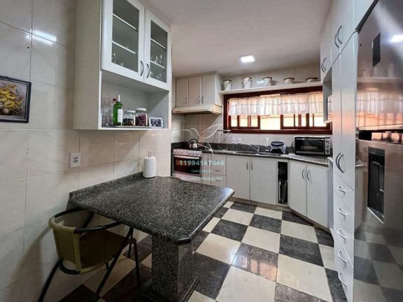 Imagem Casa com 6 Quartos à Venda, 340 m² em Colinas De São Fernando - Cotia