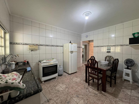 Imagem Imóvel com 3 Quartos à Venda, 1.800 m² em Ana Dias - Peruíbe Imagem Imóvel com 3 Quartos à Venda, 1.800 m² em Ana Dias - Peruíbe