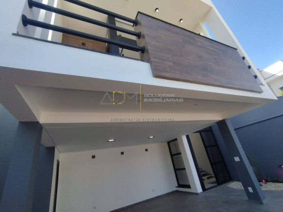 Imagem Casa com 3 Quartos à Venda, 250 m² em Jardim Itália - Botucatu
