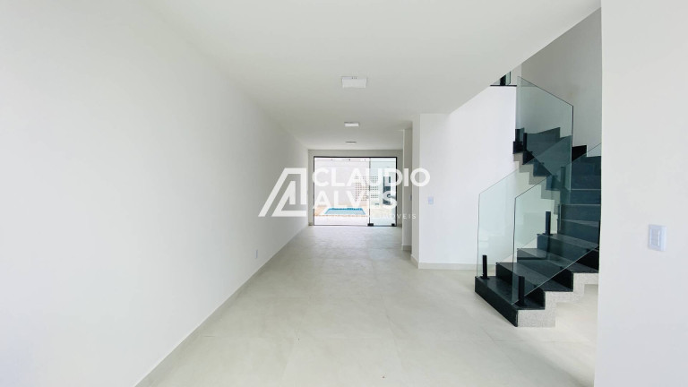 Imagem Casa com 3 Quartos à Venda, 140 m² em Sim - Feira De Santana