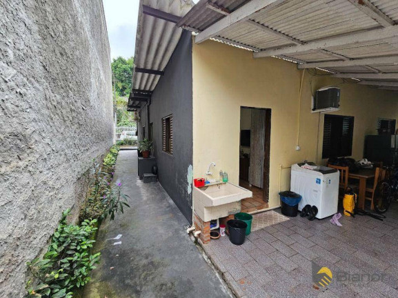 Imagem Casa com 3 Quartos à Venda, 142 m² em Vila Nova - Blumenau Imagem Casa com 3 Quartos à Venda, 142 m² em Vila Nova - Blumenau