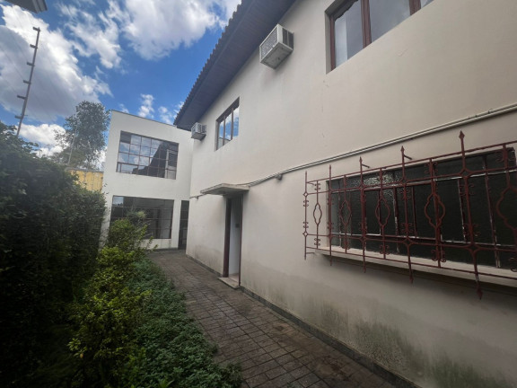 Imagem Casa com 14 Quartos à Venda, 600 m² em Jardim América - São Paulo Imagem Casa com 14 Quartos à Venda, 600 m² em Jardim América - São Paulo